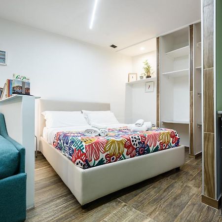 Loft By B&B Universita Napoli Bagian luar foto